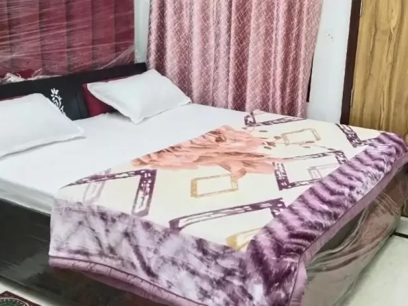 White House Guest House Vrindavan