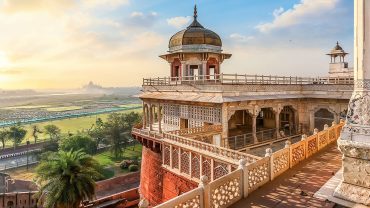 Agra Fatehpur Sikri Mathura Vrindavan Tour