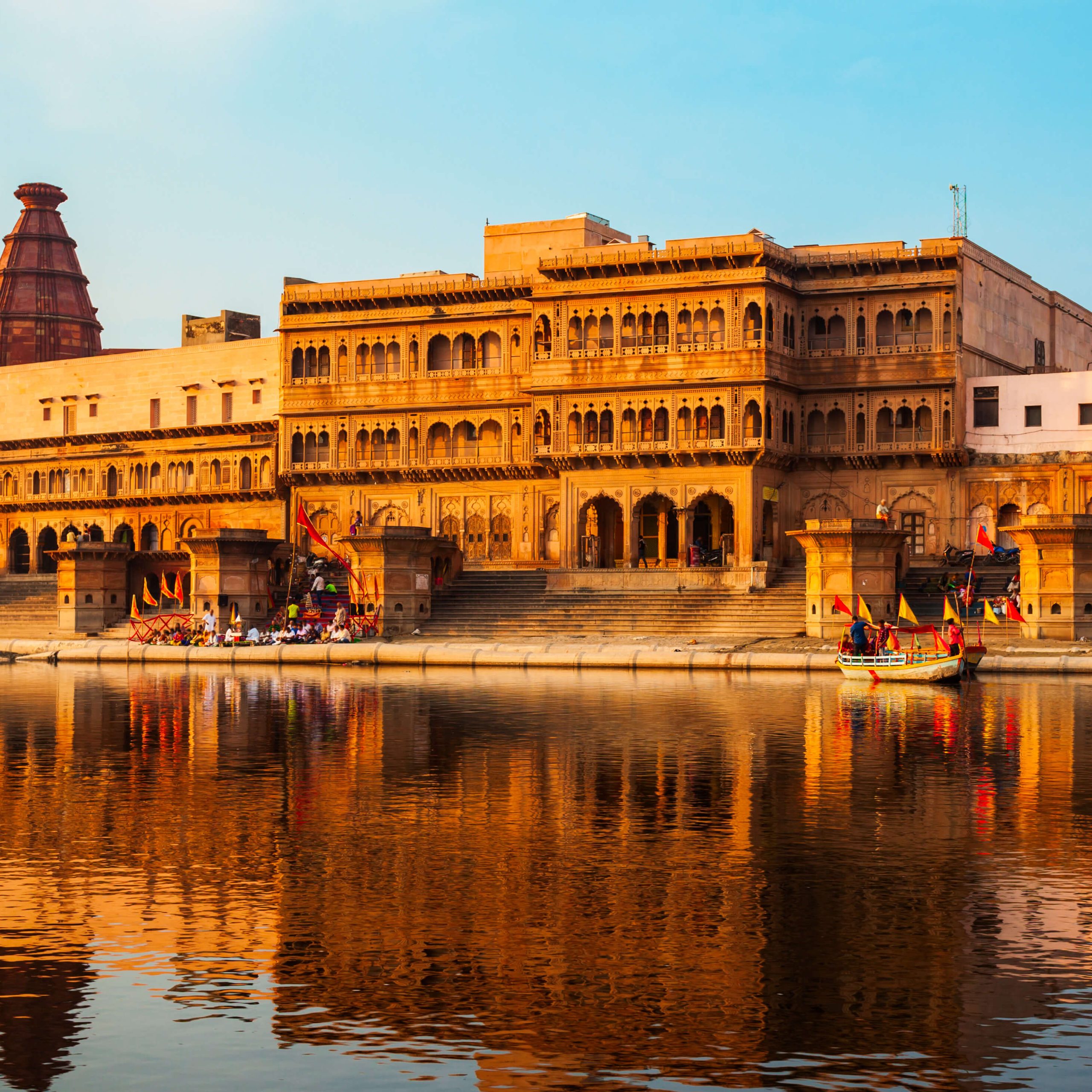 Vrindavan Ghat- Top Temple to Visit During Purushottam Maas in India